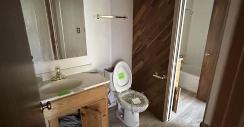 2295 Rock Boulevard, Sparks, NV 89431 Photo