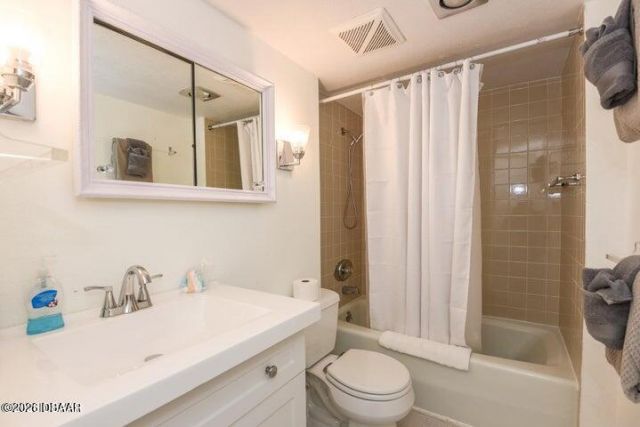 1575 Ocean Shore Boulevard, Unit 304, Ormond Beach, FL 32176 Photo