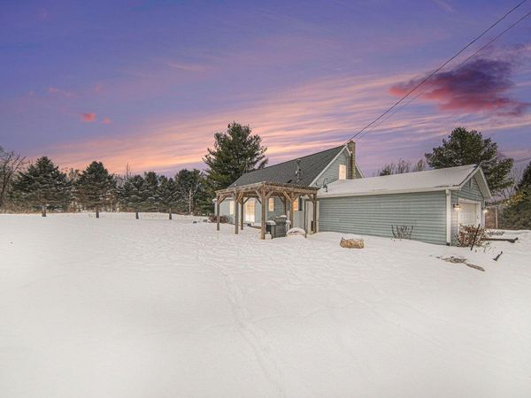 10955 Sooten Road, Manchester, MI 48158