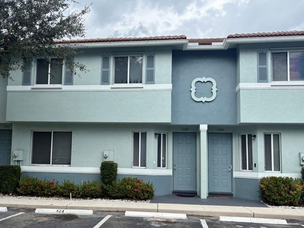 1966 Alamanda Way, Riviera Beach, FL 33404