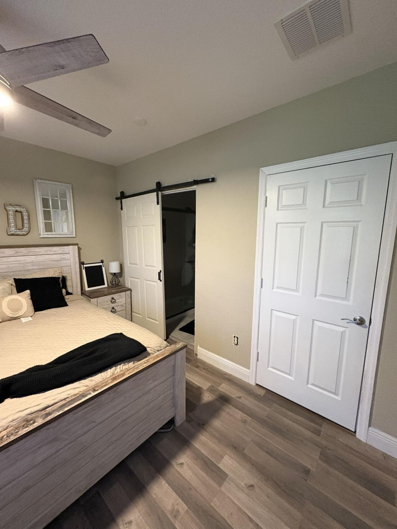 1966 Alamanda Way, Riviera Beach, FL 33404 Photo