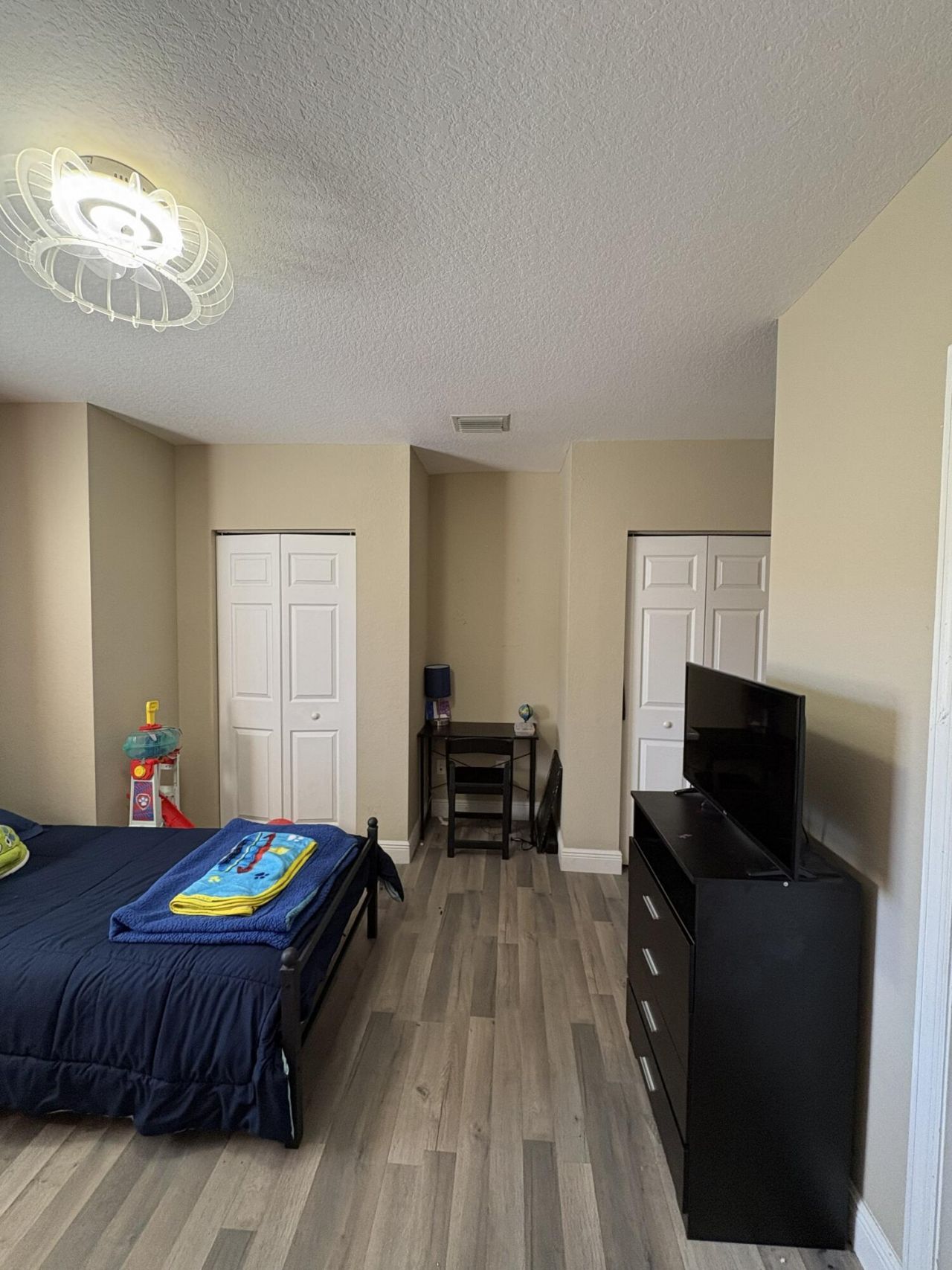 1966 Alamanda Way, Riviera Beach, FL 33404 Photo