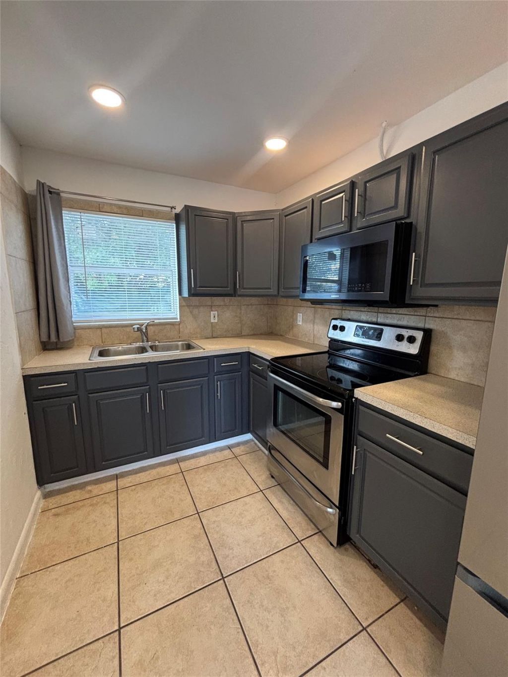 2671 NW 65th Avenue, Unit 1-2, Margate, FL 33063 Photo