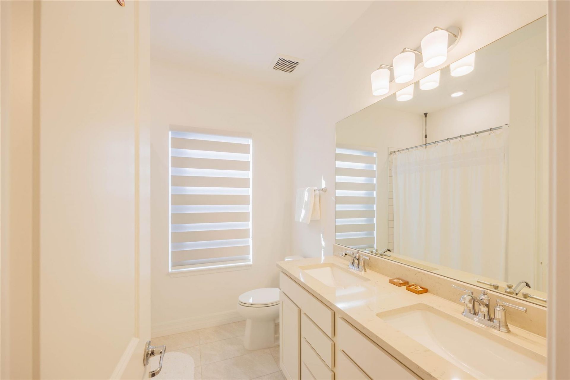 6132 Rancho Lane, Unit 6132, West Palm Beach, FL 33415 Photo