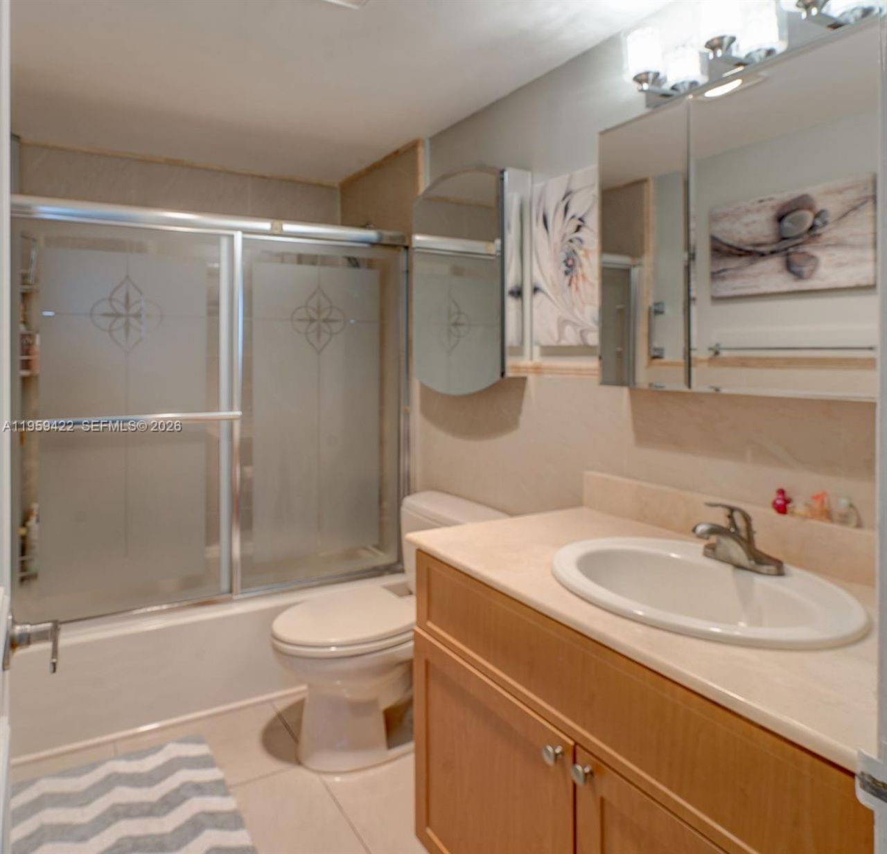 301 Golden Isles Dr , Unit 502, Hallandale Beach, FL 33009 Photo