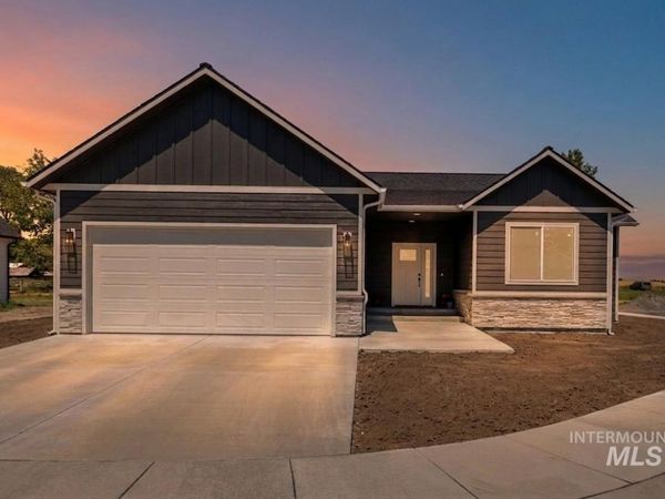516 Maple Court, Genesee, ID 83843