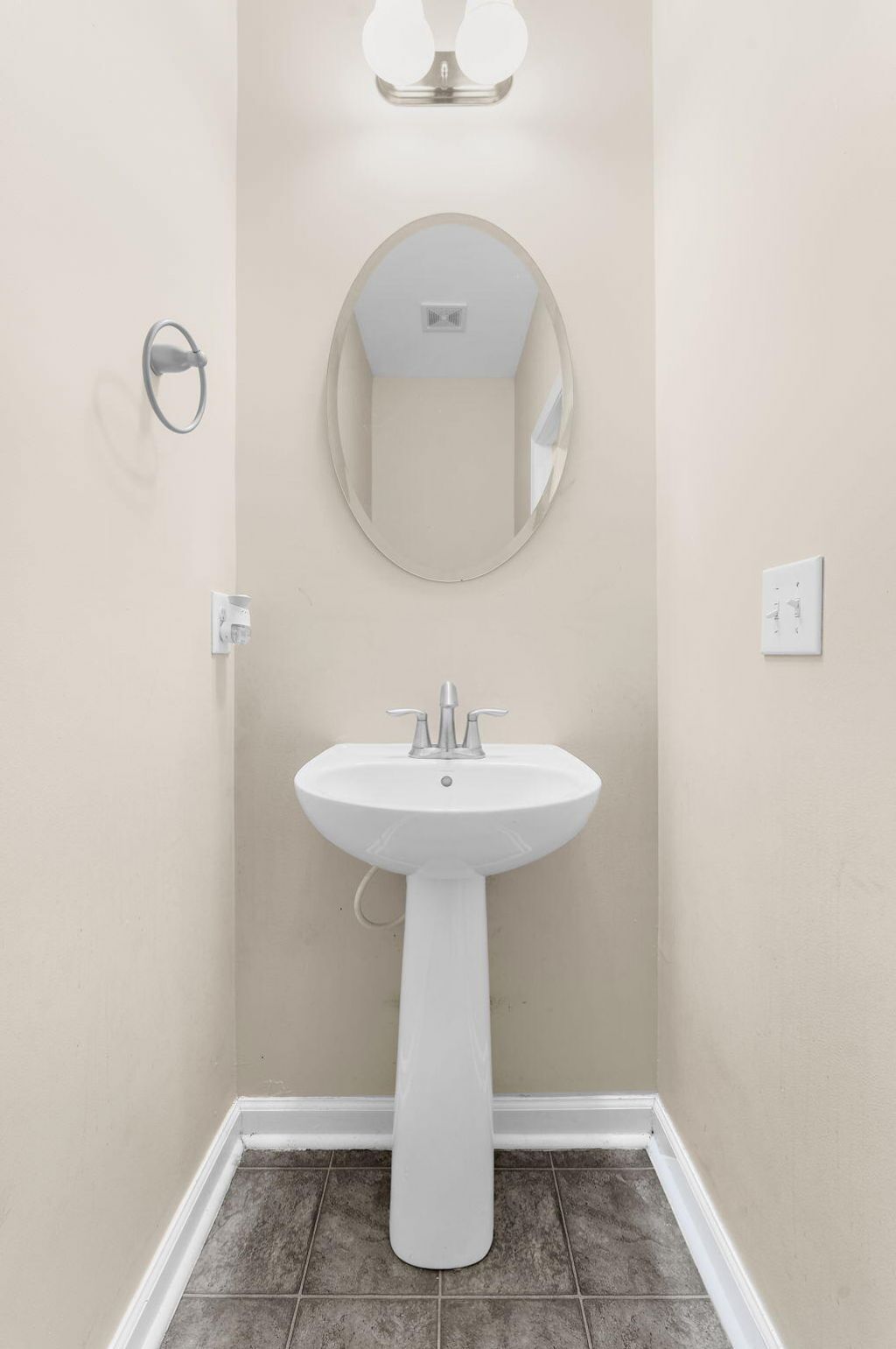 2206 Pimlico Drive Photo 25