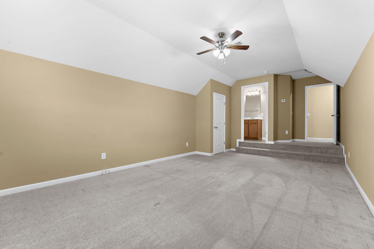 2206 Pimlico Drive Photo 37