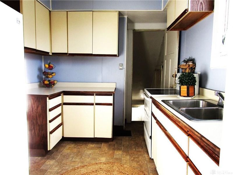 921 Weng Avenue, Dayton, OH 45420 Photo 14