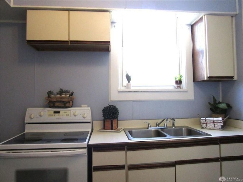 921 Weng Avenue, Dayton, OH 45420 Photo 15