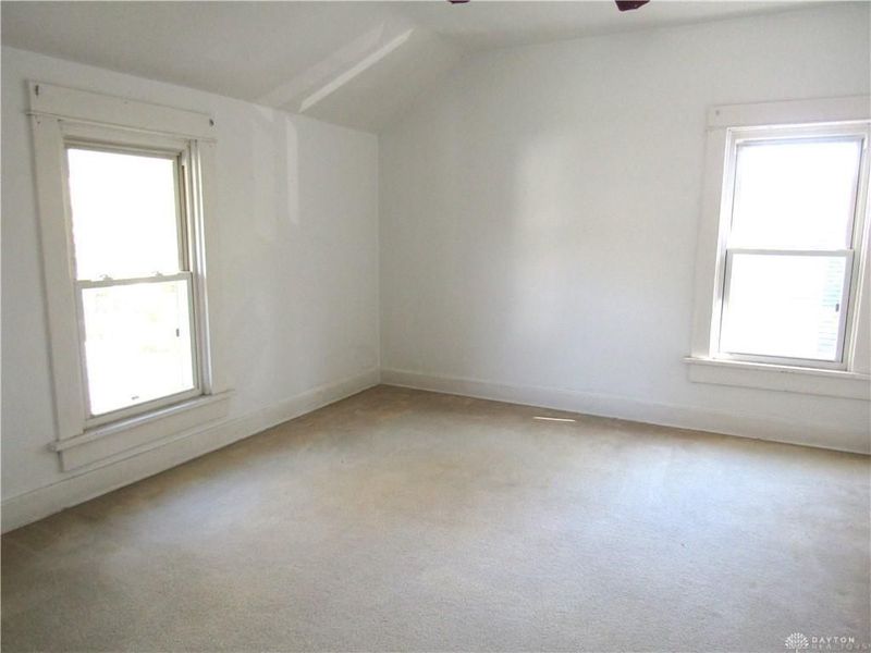 921 Weng Avenue, Dayton, OH 45420 Photo 18