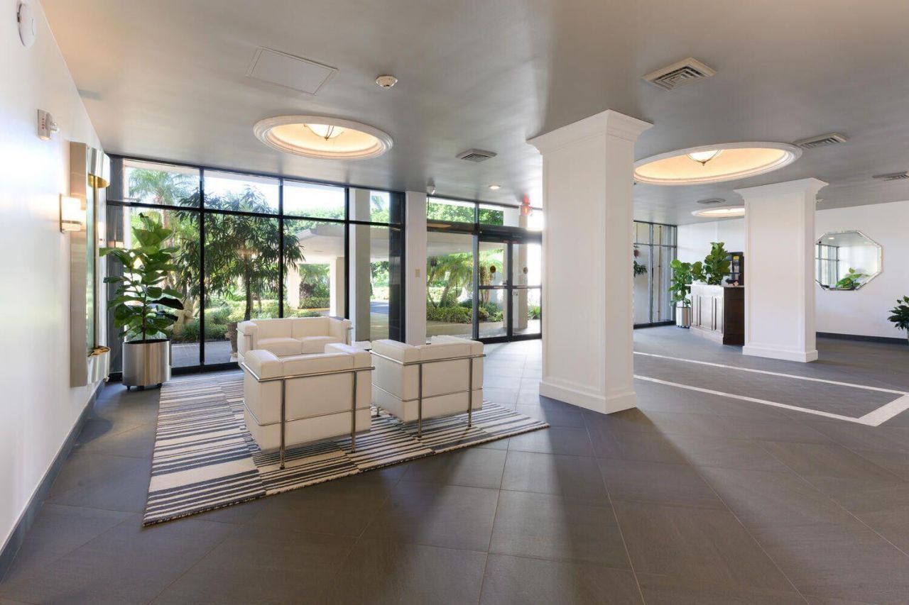 2400 Presidential Way, Unit 1506, West Palm Beach, FL 33401 Photo