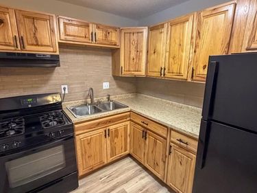 7176 72nd Lane N, Brooklyn Park, MN 55428