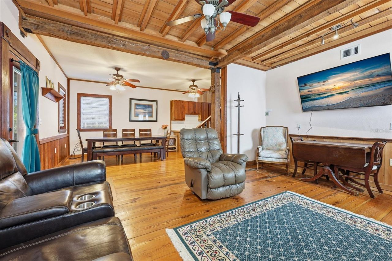 317 Cedar Street Ne, Steinhatchee, FL 32359 Photo