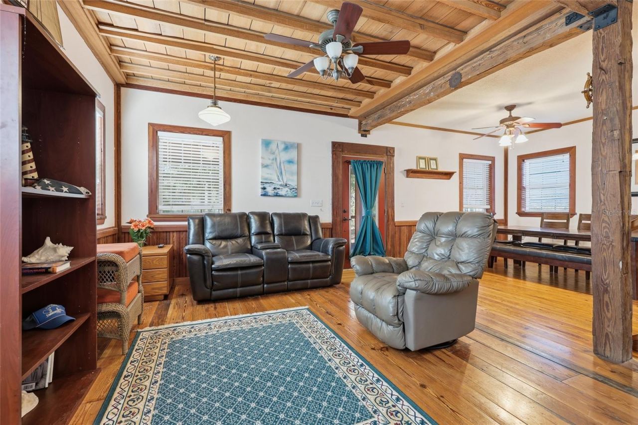 317 Cedar Street Ne, Steinhatchee, FL 32359 Photo