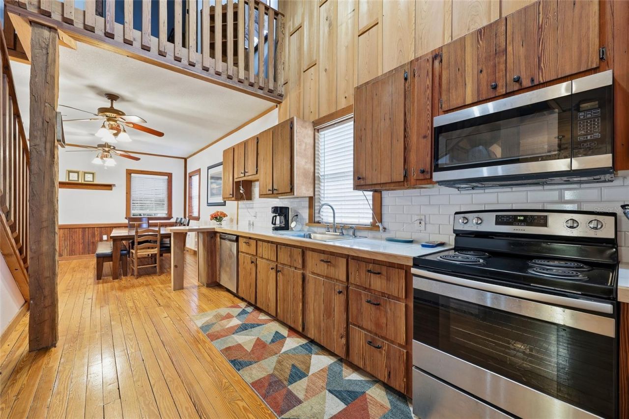 317 Cedar Street Ne, Steinhatchee, FL 32359 Photo