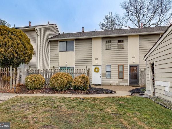 705 MASON RUN, PINE HILL, NJ 08021