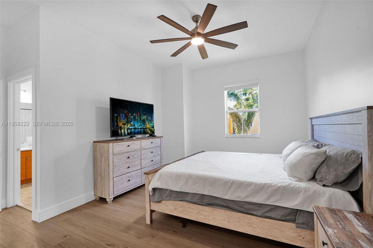 2318 Vintage Dr, Unit 2318, Lighthouse Point, FL 33064 Photo