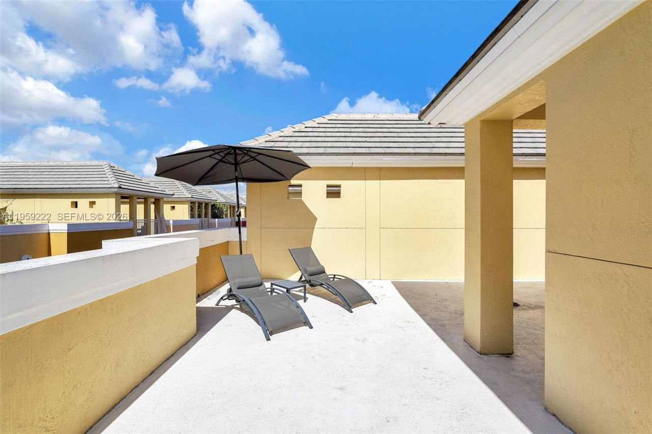2318 Vintage Dr, Unit 2318, Lighthouse Point, FL 33064 Photo