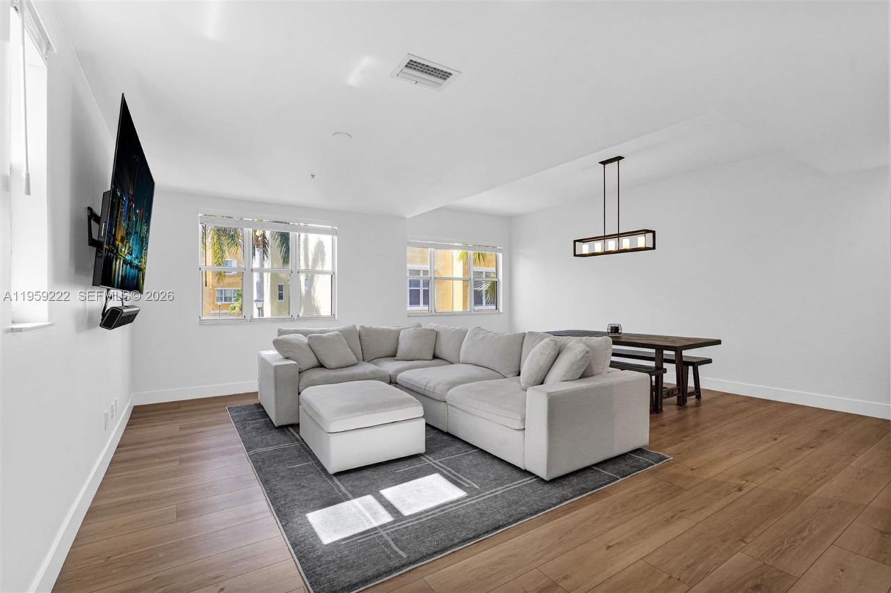 2318 Vintage Dr, Unit 2318, Lighthouse Point, FL 33064 Photo