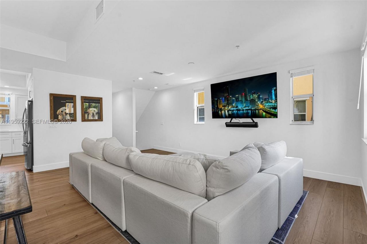 2318 Vintage Dr, Unit 2318, Lighthouse Point, FL 33064 Photo