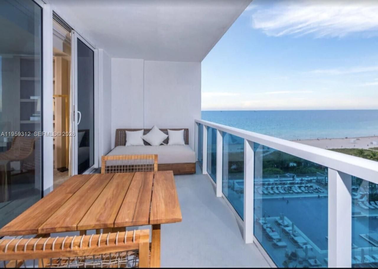 102 24th St , Unit 1206, Miami Beach, FL 33139 Photo