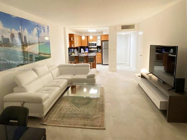 5701 Collins Ave , Unit 1705, Miami Beach, FL 33140