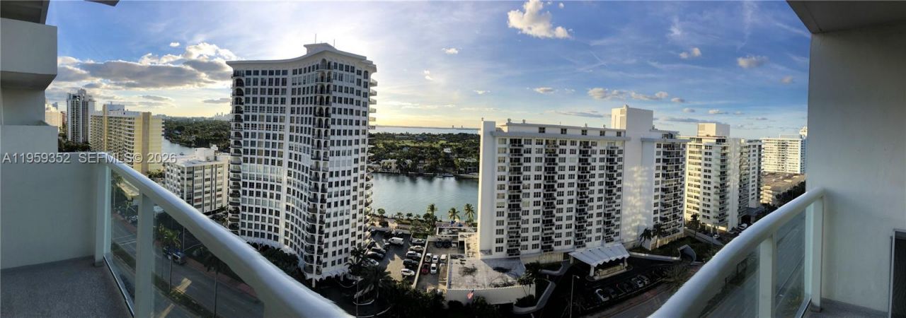 5701 Collins Ave , Unit 1705, Miami Beach, FL 33140 Photo