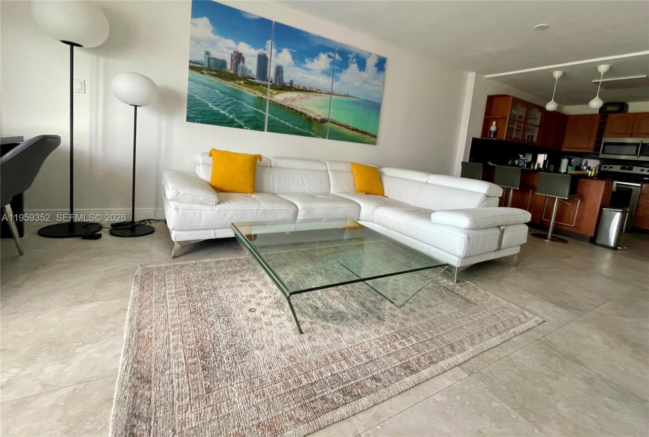 5701 Collins Ave , Unit 1705, Miami Beach, FL 33140 Photo
