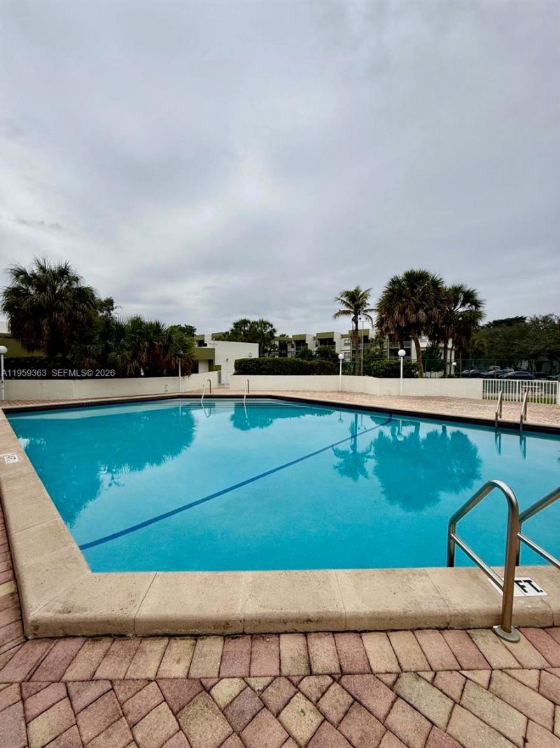 4205 N University Dr, Unit 111, Sunrise, FL 33351 Photo