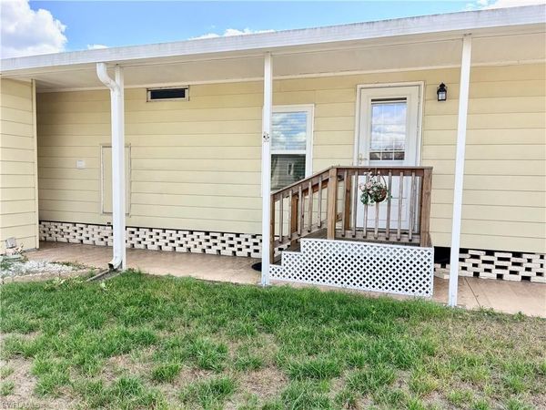 3170 Running Deer DR, NORTH FORT MYERS, FL 33917