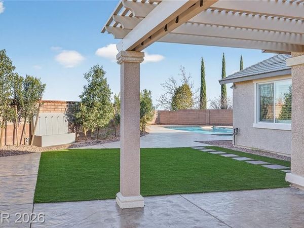 10302 Artful Stone Avenue, Las Vegas, NV 89149