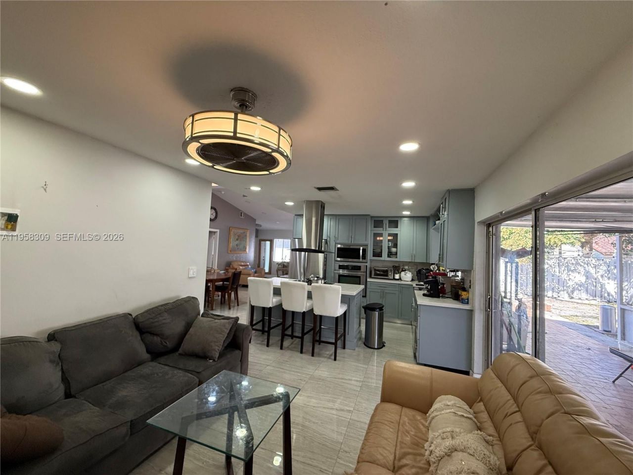 18237 NW 61st Pl, Hialeah, FL 33015 Photo