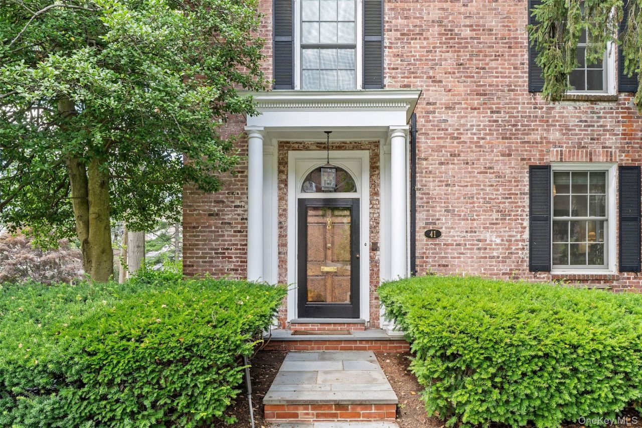 41 Garden Avenue, Bronxville, NY 10708 Main Photo