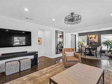 8723 Glencrest Lane, Dallas, TX 75209