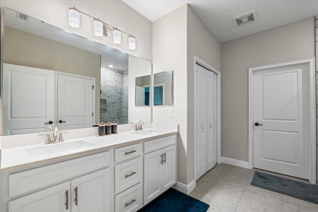 8219 Tea Olive Terrace, Palmetto, FL 34221 Photo