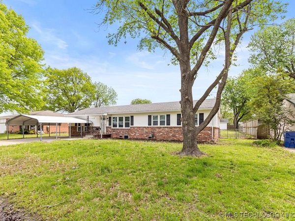 530 N Adair Street , Vinita, OK 74301