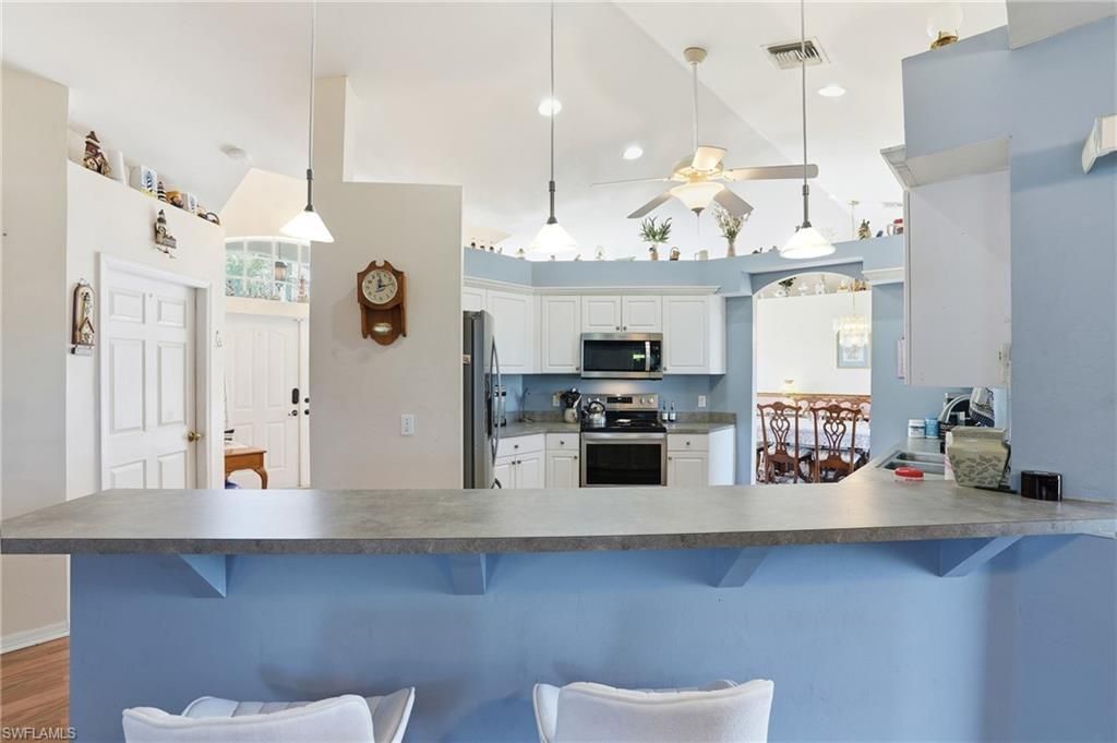 203 Manatee St, Fort Myers, FL 33913 Photo