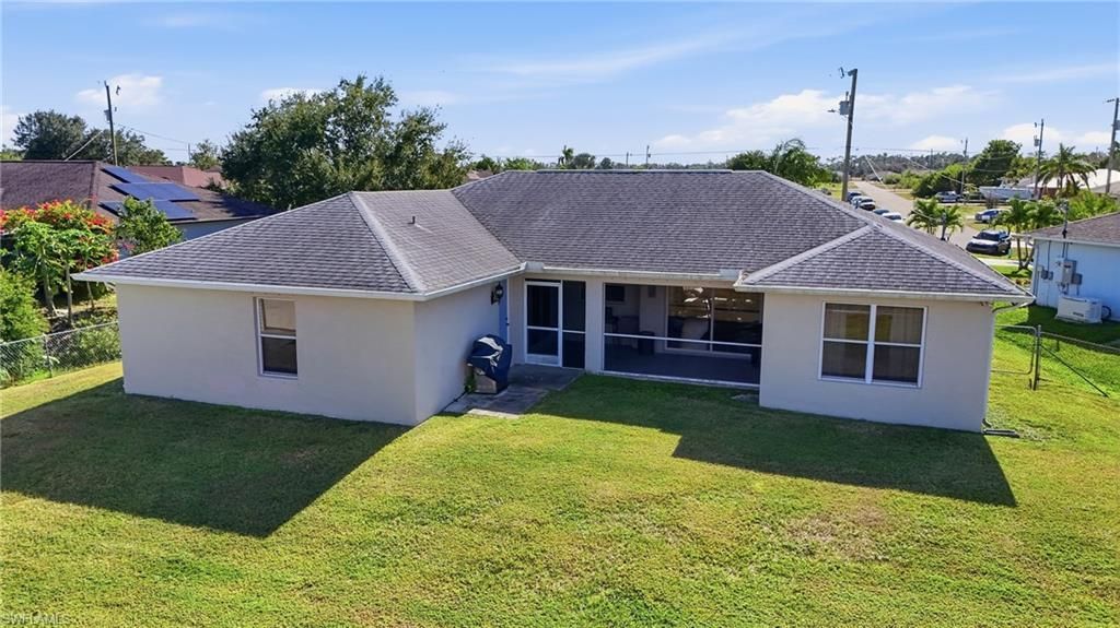 203 Manatee St, Fort Myers, FL 33913 Photo