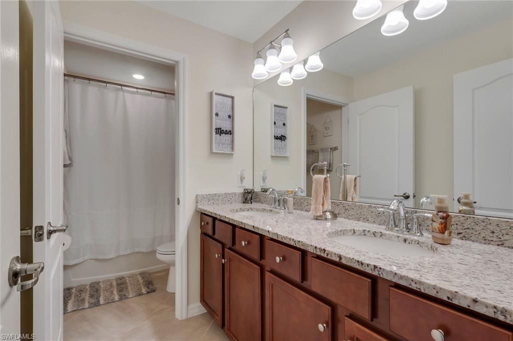 4035 E Hampton Cir, Alva, FL 33920 Photo