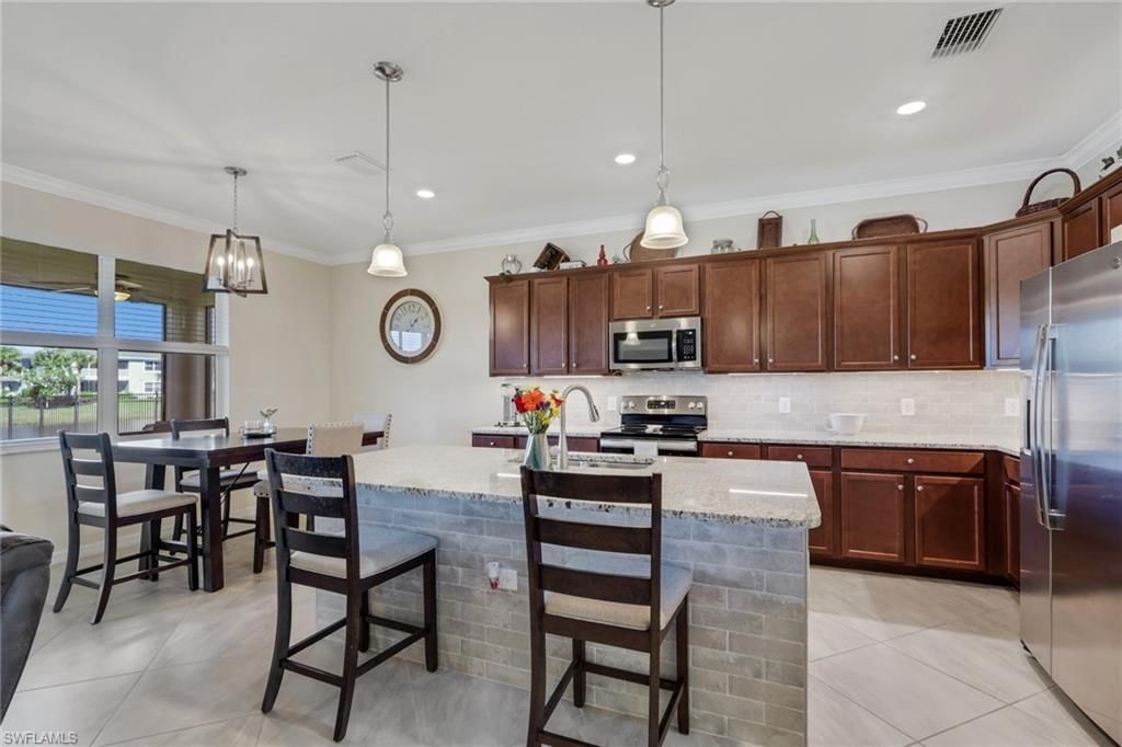 4035 E Hampton Cir, Alva, FL 33920 Photo