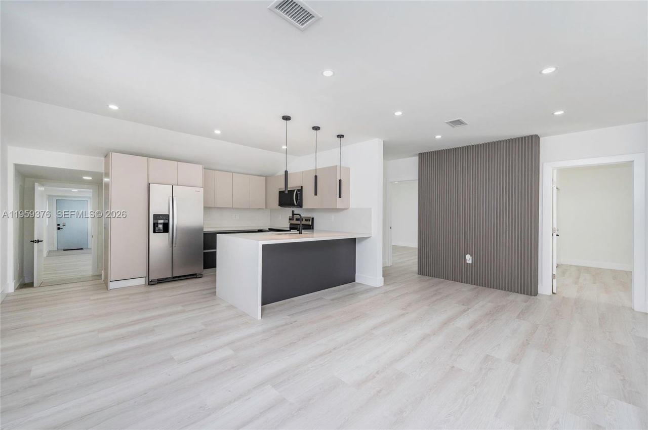 2363 SW 11th Ter, Miami, FL 33135 Photo