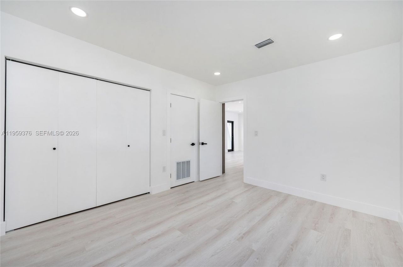 2363 SW 11th Ter, Miami, FL 33135 Photo