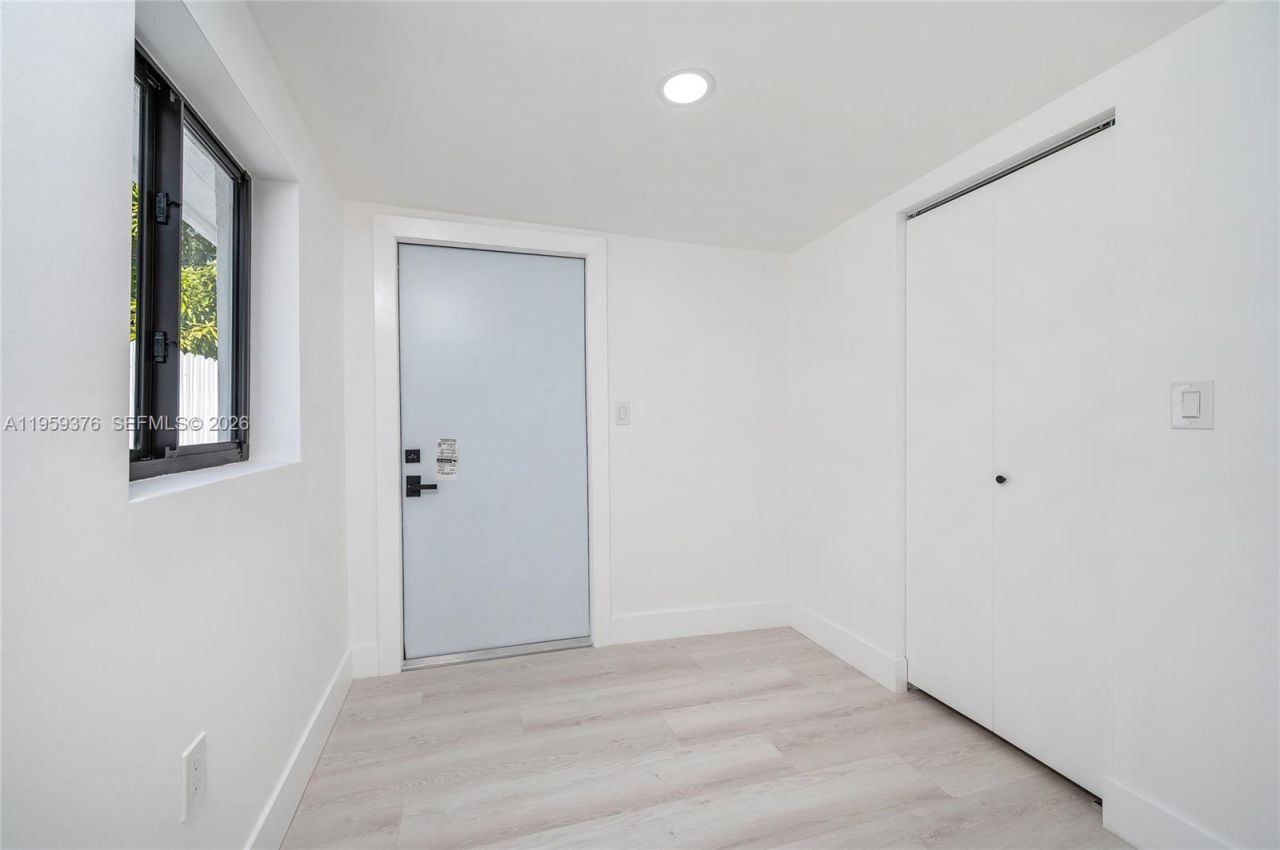 2363 SW 11th Ter, Miami, FL 33135 Photo