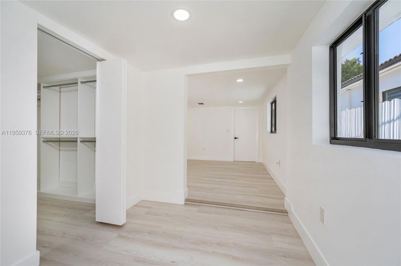 2363 SW 11th Ter, Miami, FL 33135 Photo