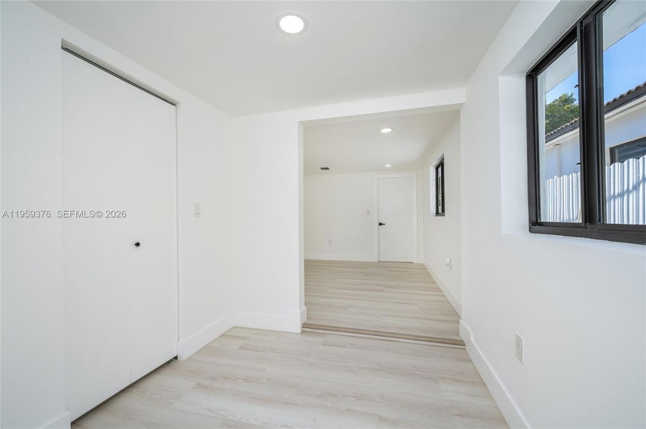 2363 SW 11th Ter, Miami, FL 33135 Photo