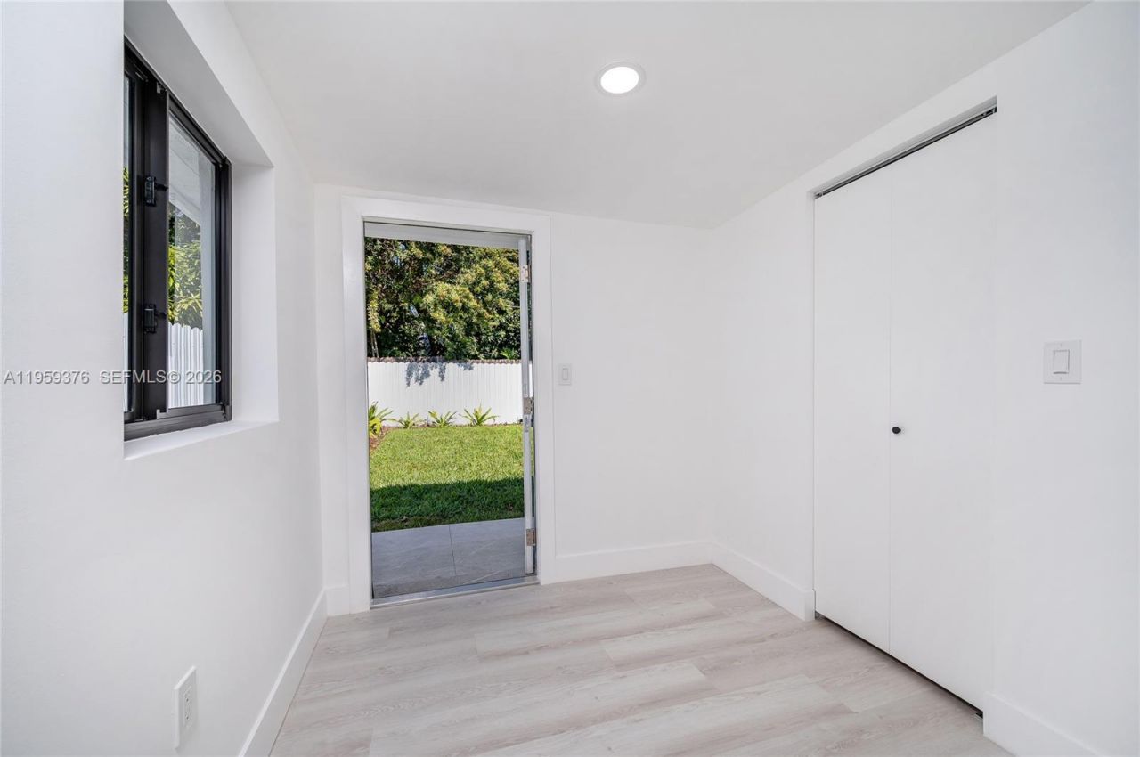 2363 SW 11th Ter, Miami, FL 33135 Photo