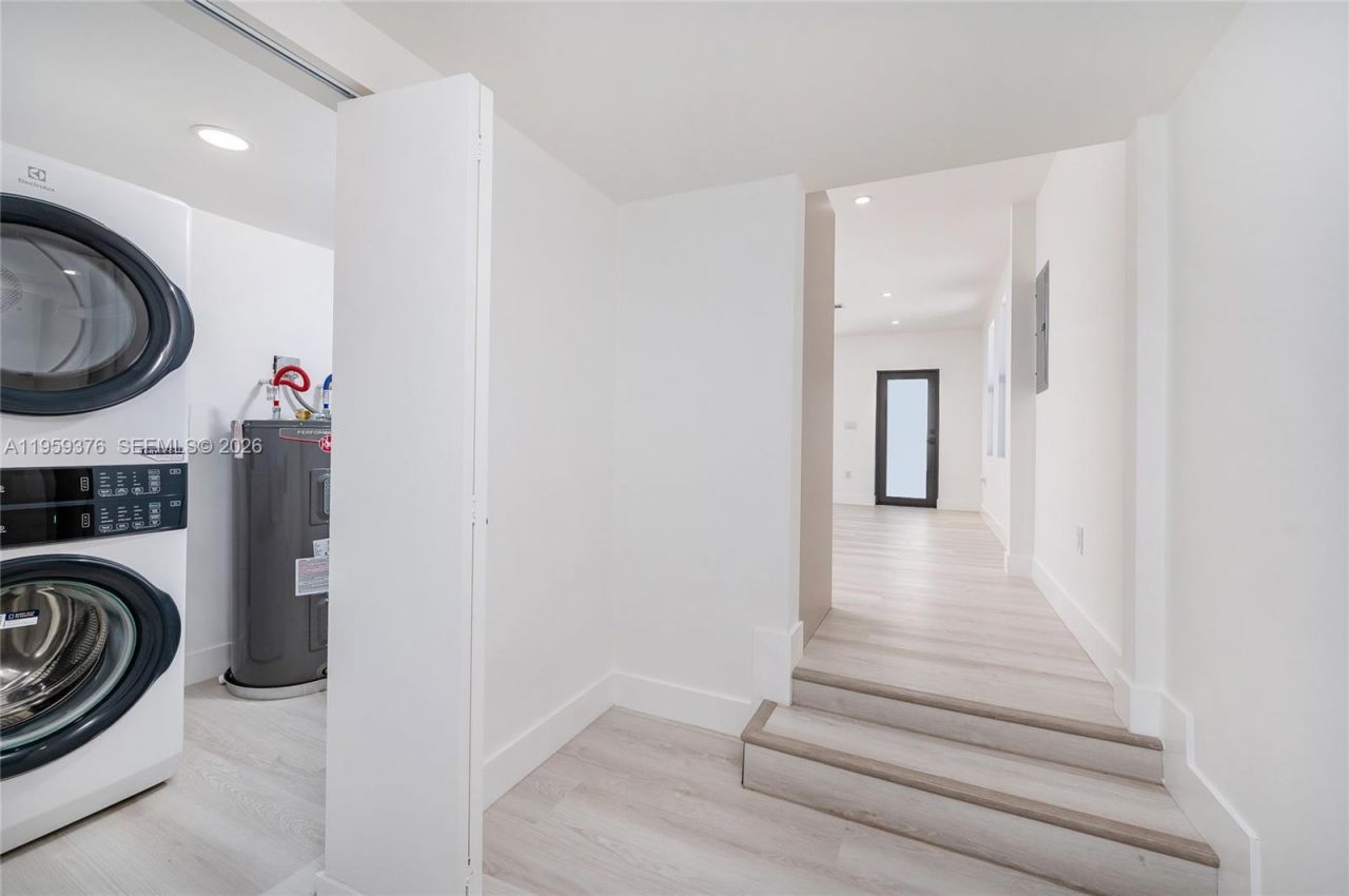 2363 SW 11th Ter, Miami, FL 33135 Photo