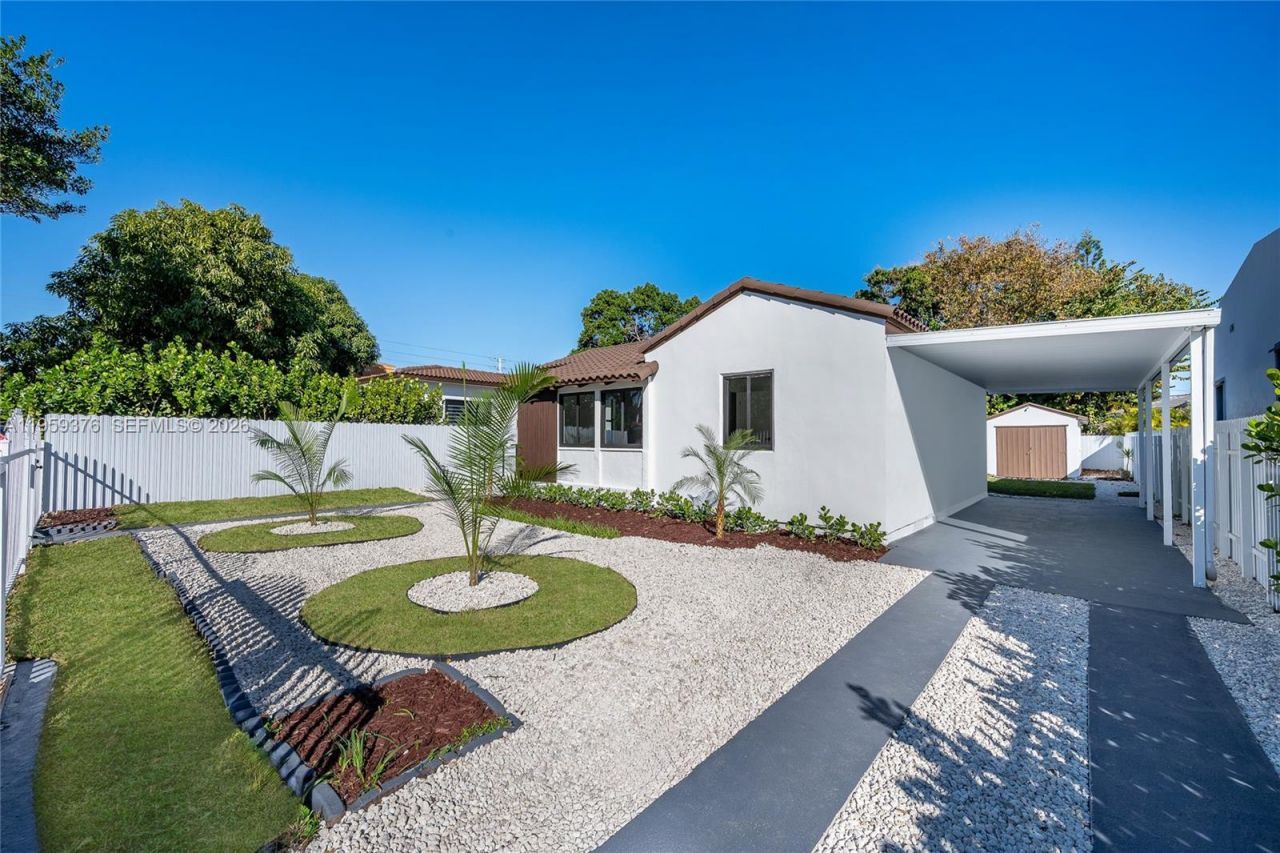 2363 SW 11th Ter, Miami, FL 33135 Photo