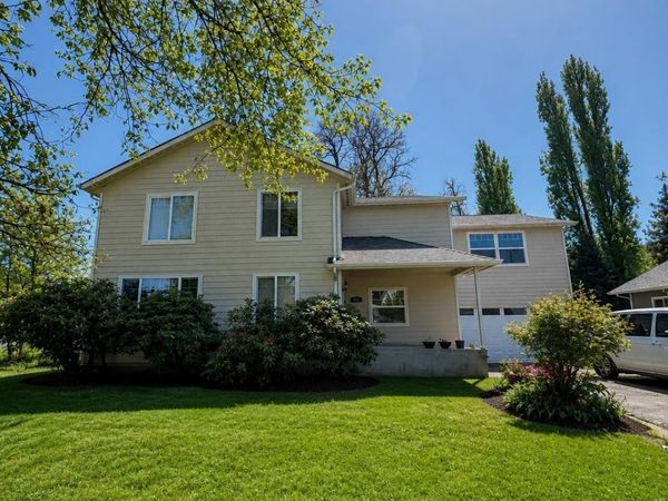 451 Oak Terrace St, Sweet Home, OR 97386